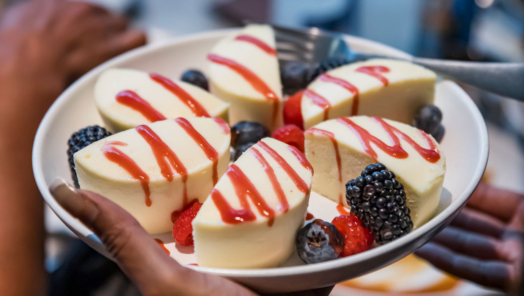 Image of dessert tray