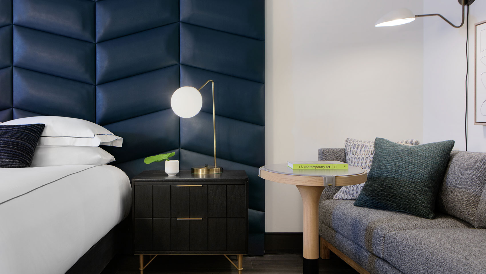 Kimpton Shane guestroom with bed and seating